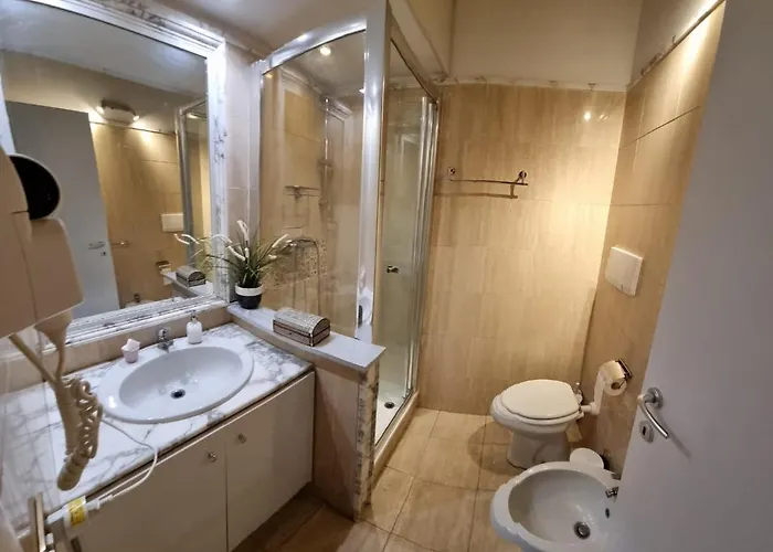 Lovely In Centre "third Floor, Without Elevator" * Roma